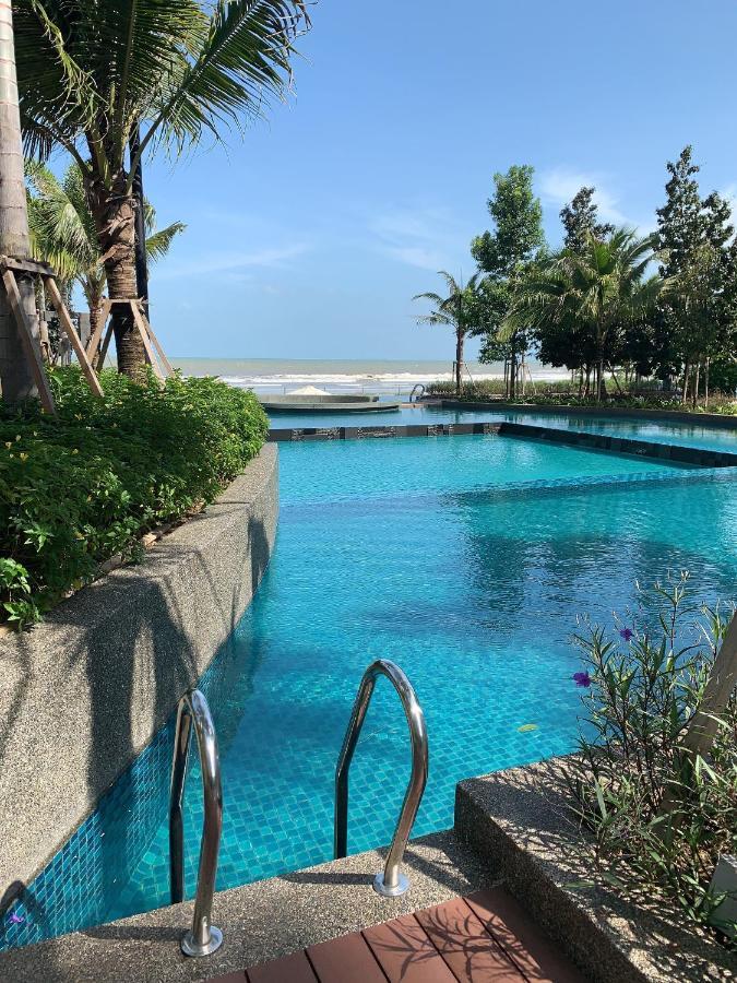 Timur Bay Groundfloor Pool & Seaview Kuantan Luaran gambar