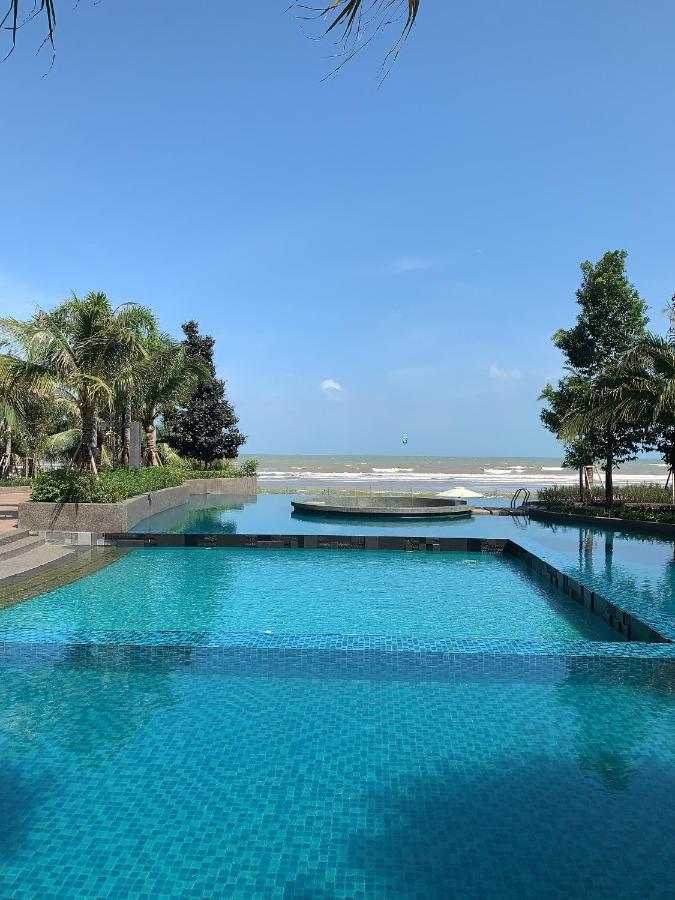 Timur Bay Groundfloor Pool & Seaview Kuantan Luaran gambar